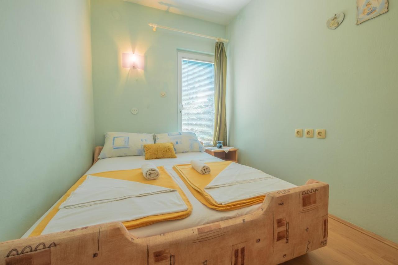 Cozy Apartments With Sea View Novi Vinodolski Dış mekan fotoğraf